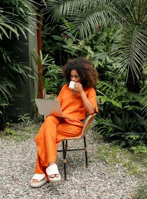 Renforcer le dialogue social pour construire un avenir plus juste et durable